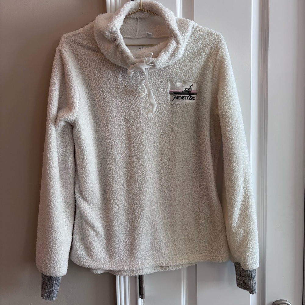 Jarrett Bay Womens Medium funnel neck sherpa pullover Oatmeal offwhite